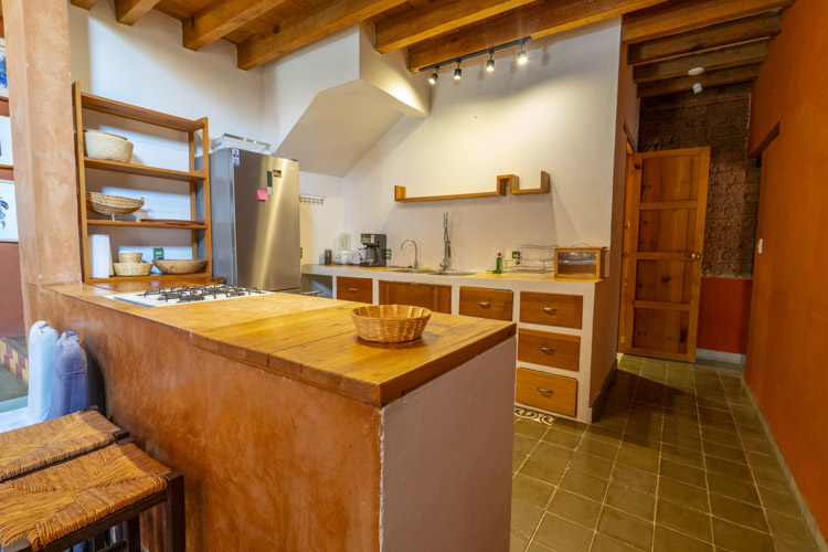 kitchen with kitchen island countertop