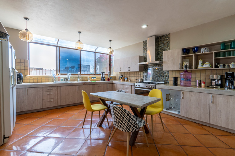 Kitchen area with table