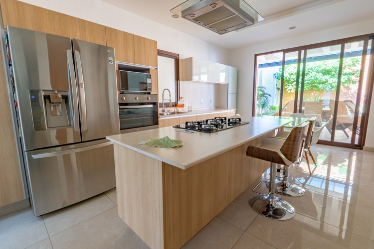 Kitchen area with table